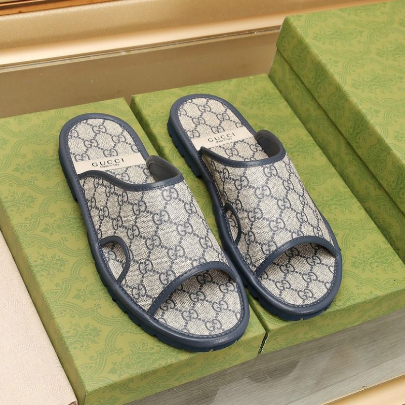 G*u*i slippers